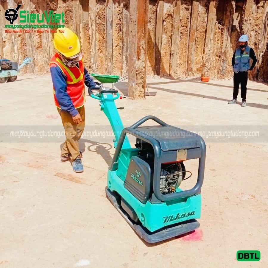 Thuê Tháng Máy đầm bàn thủy lực 300-400Kg - Động cơ diesel