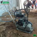 (Cho Thuê Tuần) Máy đầm bàn dưới 50Kg DB4 Nhật Bản - Động cơ xăng
