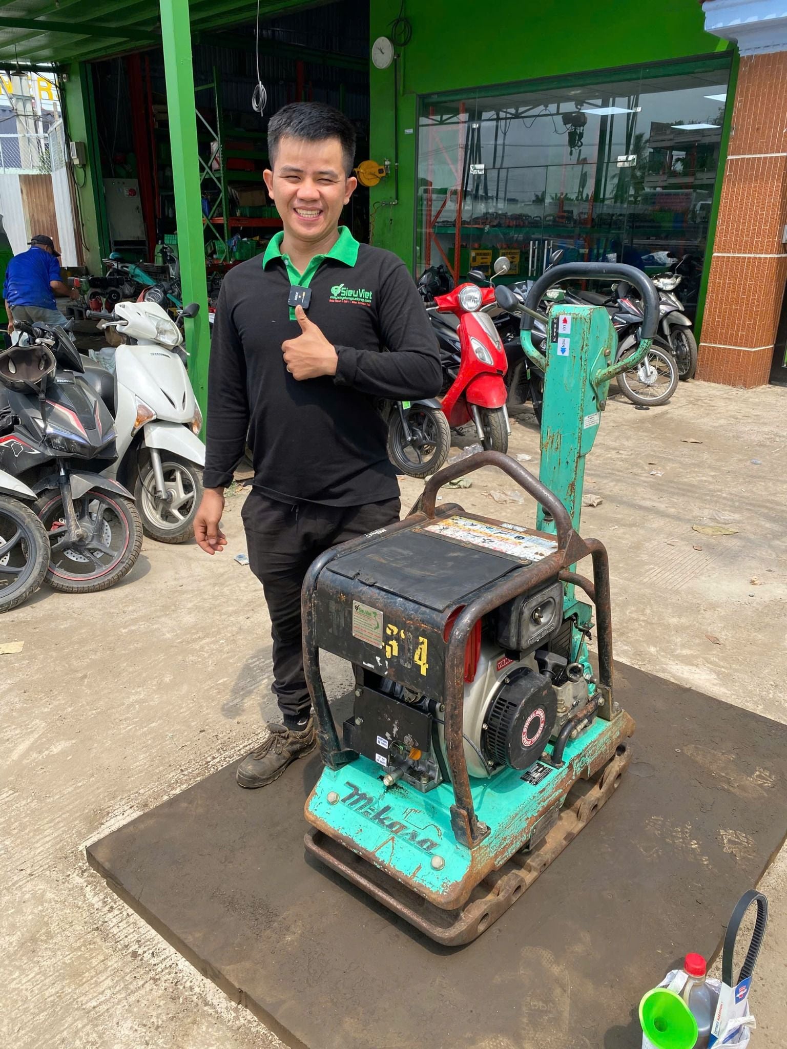 Cũ, Loại 2 - Máy đầm bàn thuỷ lực DBTL34 300-400Kg - Dầu Diesel