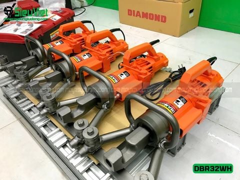 Máy uốn sắt cầm tay 32mm DBR-32WH Diamond Nhật Bản