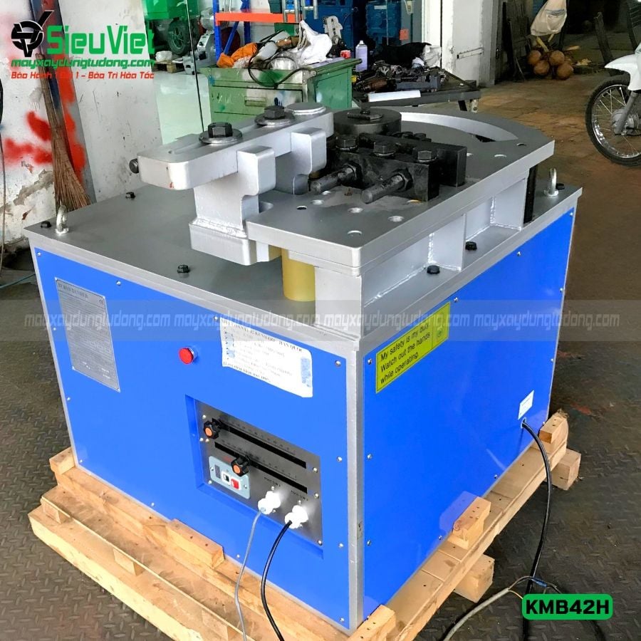 Máy uốn sắt KMB-42H Kunwoo Hàn Quốc - Điện 380v, 3 Pha