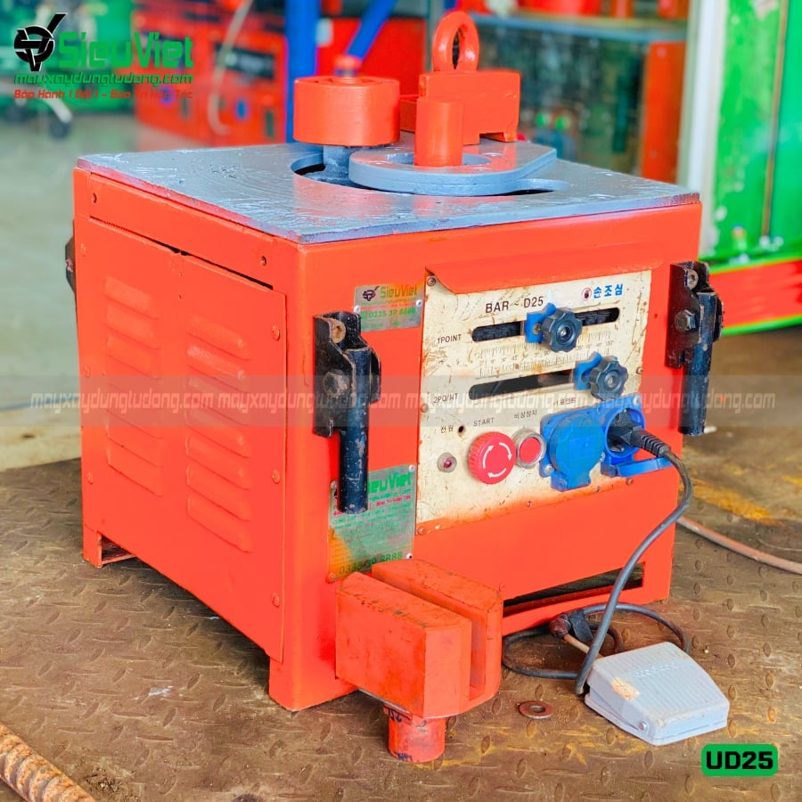 (Cho Thuê Tháng) Máy uốn sắt phi 6-25mm UD25 Hàn Quốc - Điện 220V, 1 Pha
