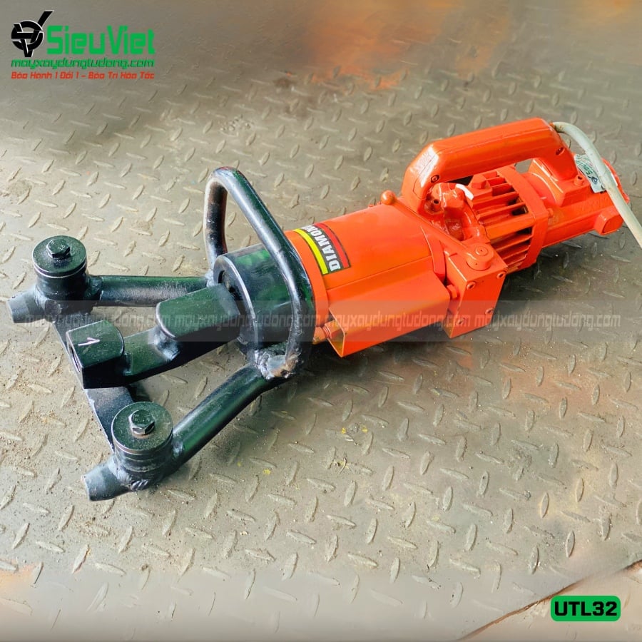 (Cho Thuê Tháng) Máy uốn sắt cầm tay phi 16-32mm UTL32 Nhật Bản - Điện 220V