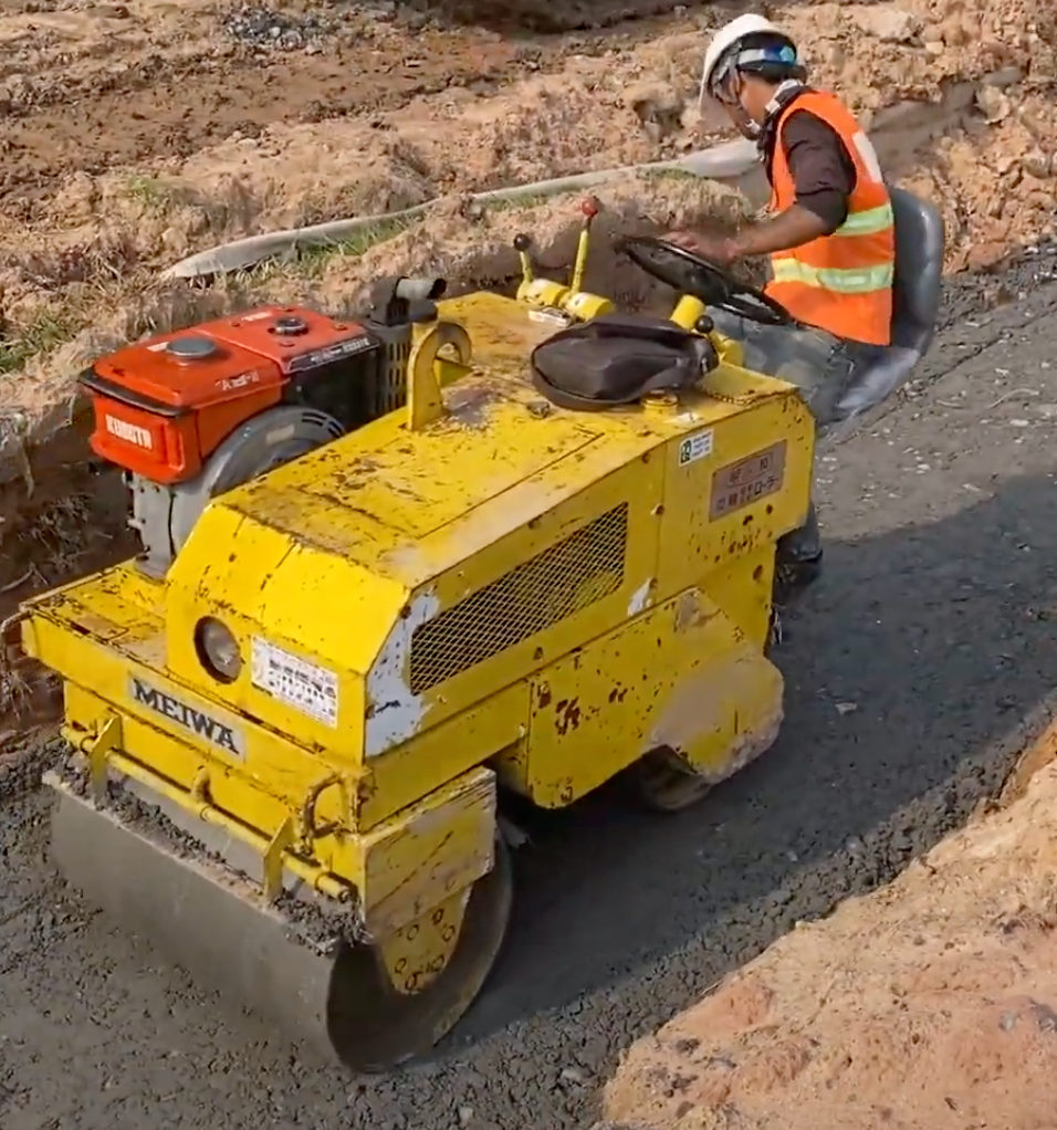 (Cho Thuê Tháng) Xe lu rung 1 - 1.2 tấn Nhật Bản (Sakai, Hitachi, Bomag...)