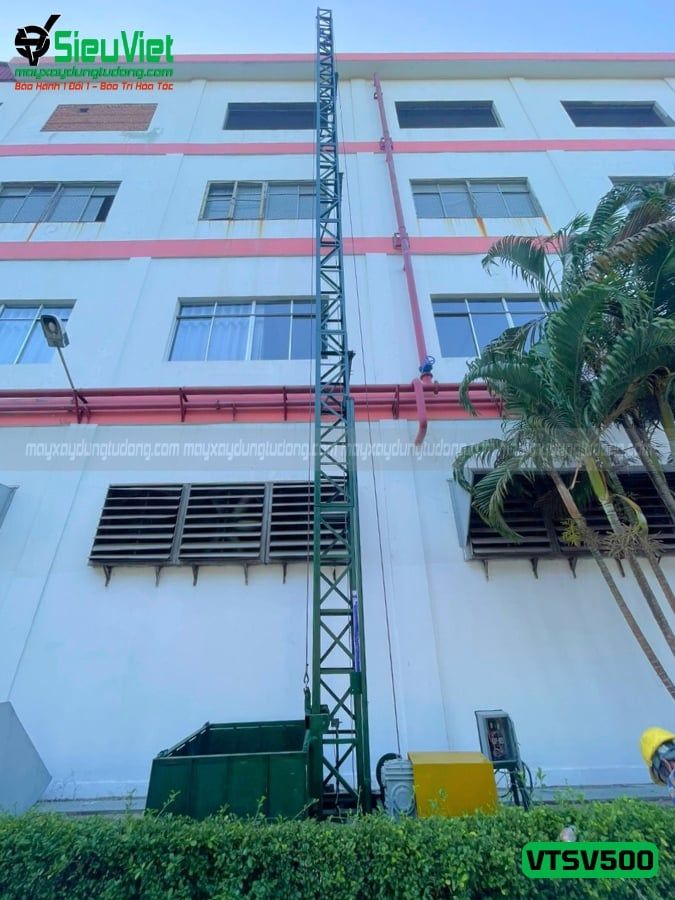 Vận thăng nâng hàng 500kg cao 21m (Điện 380V, 3 phase)