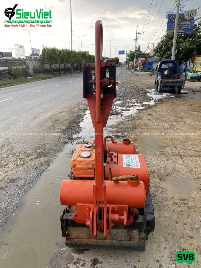 Xe lu rung dắt tay 550Kg Sakai SV6 Nhật Bản