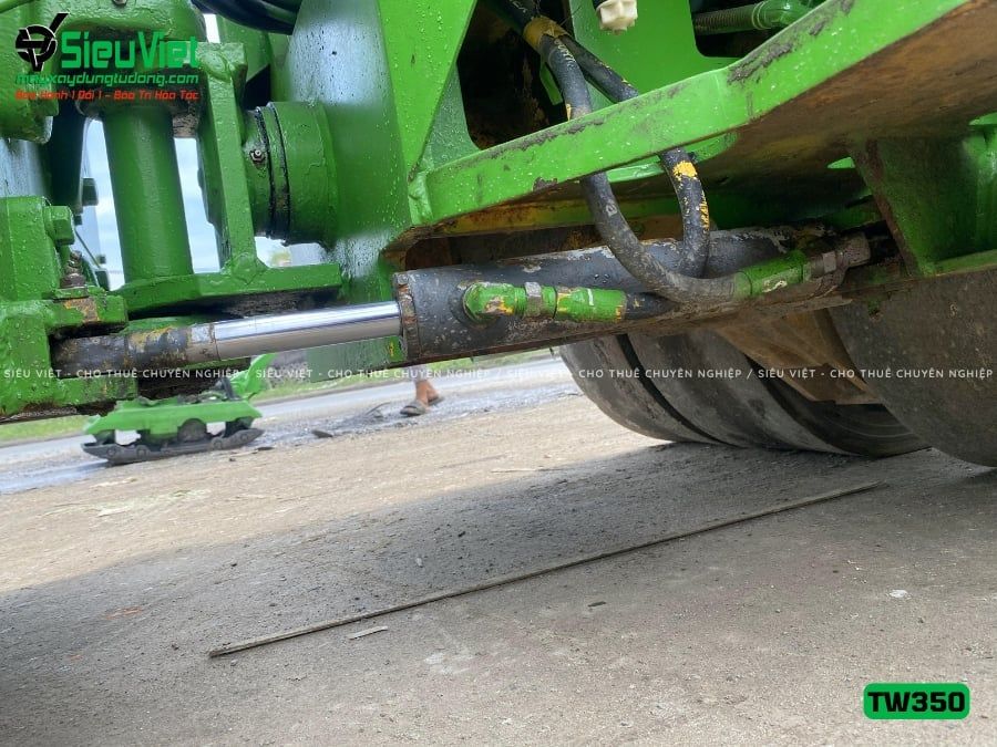 Xe lu rung nhỏ 2.5 tấn Sakai TW350-1 Nhật Bản (Năm 2000)