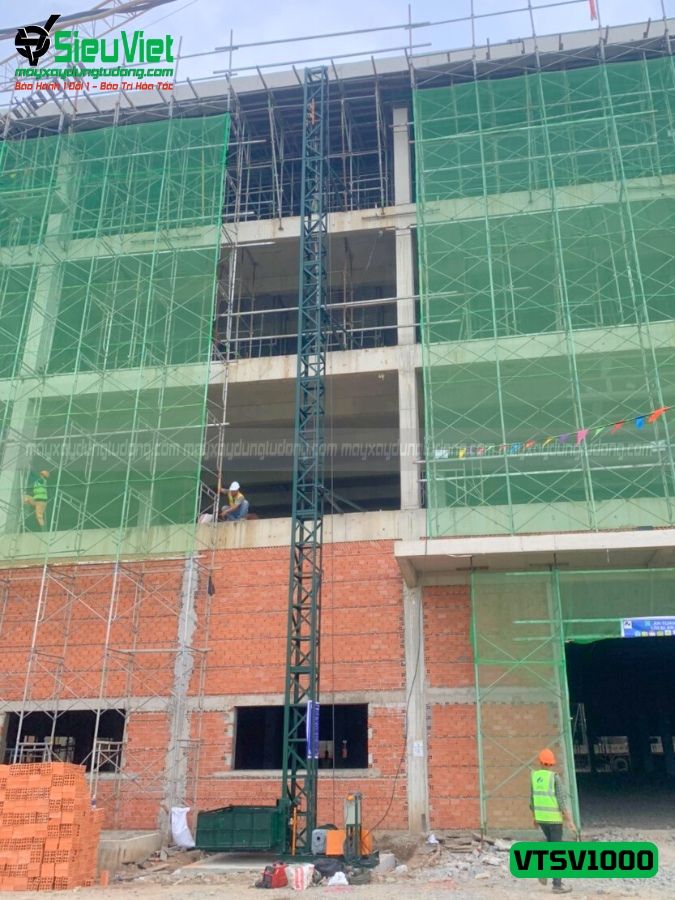 Cho thuê vận thăng Cao 18M 1000kg VTSV1000 - Điện 380v, 3 pha