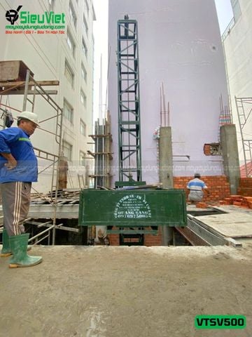 Vận thăng nâng hàng 500kg cao 36m (Điện 380V, 3 phase)