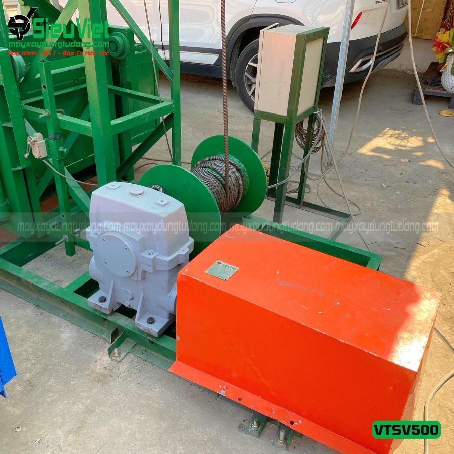 Vận thăng nâng hàng 500kg cao 27m (Điện 380V, 3 phase)