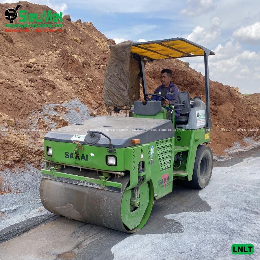 Cho thuê xe lu rung nhỏ 1>7 tấn - Giá tốt, giao nhanh trong ngày