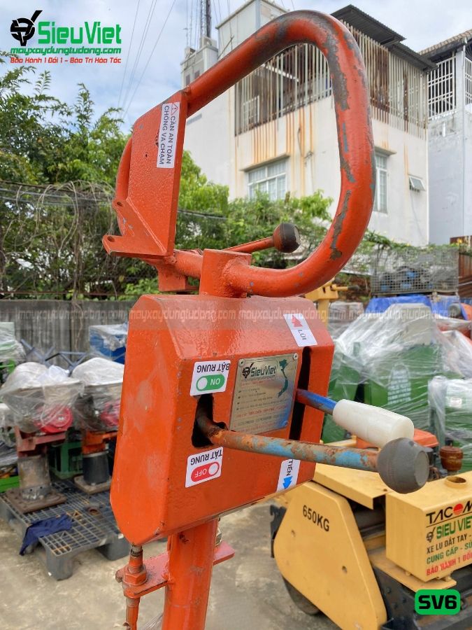 Xe lu dắt tay 550Kg Sakai SV6 Nhật Bản