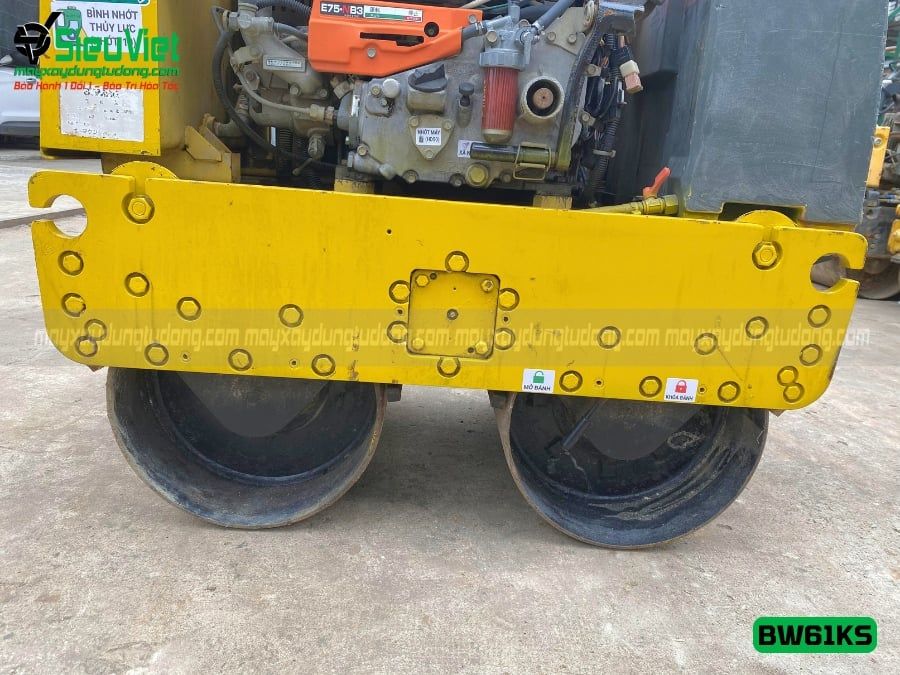 Xe lu rung dắt tay 600Kg Bomag BW61KS Đức