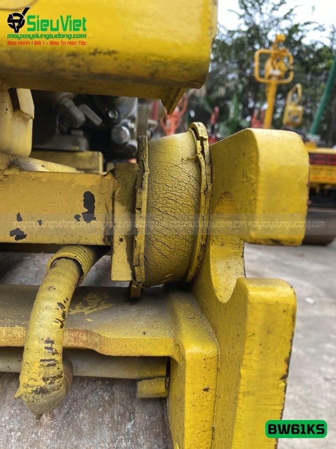 Xe lu rung dắt tay 600Kg Bomag BW61KS Đức