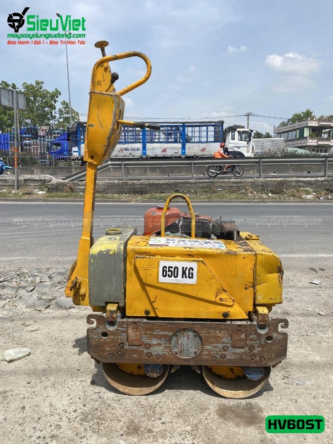 Máy lu rung dắt tay 650Kg Sakai HV60ST Nhật Bản