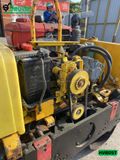 Máy lu dắt tay 650Kg Sakai HV60ST Nhật Bản