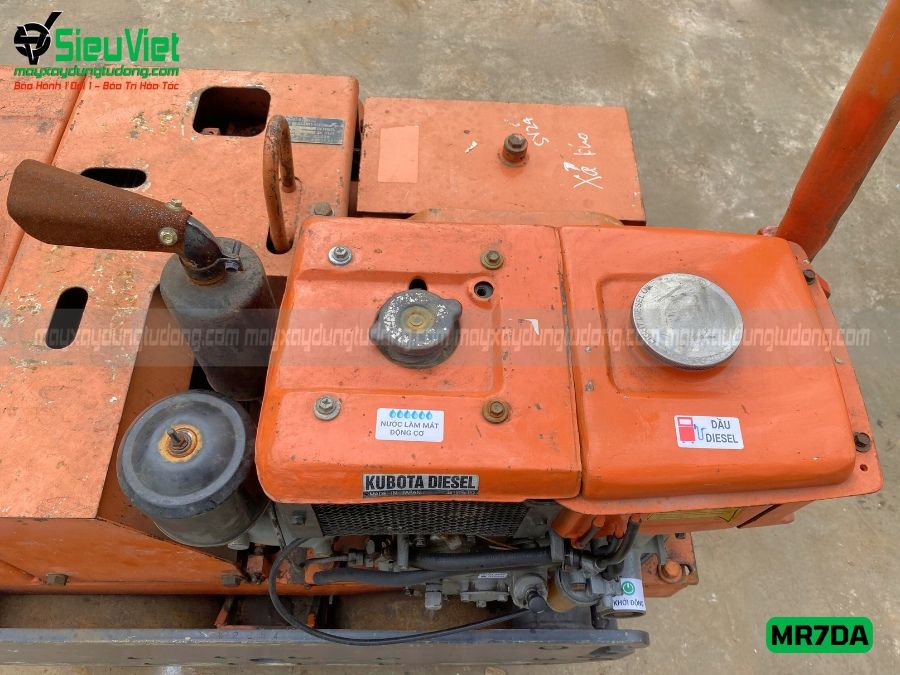 Xe lu rung dắt tay 750Kg Mikasa MR7DA Nhật Bản (W2384)