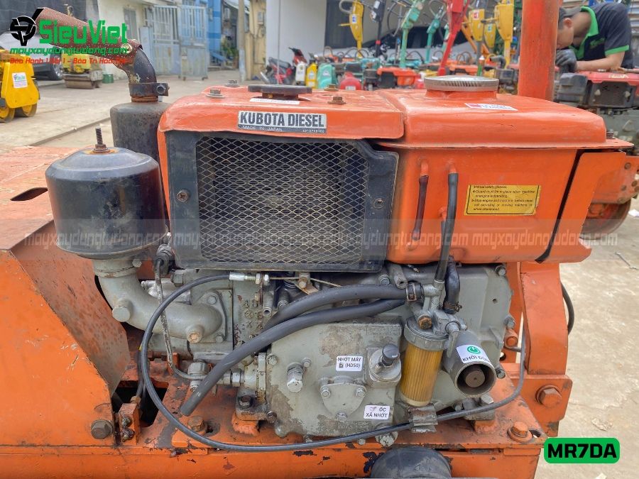 Xe lu rung dắt tay 750Kg Mikasa MR7DA Nhật Bản (W2384)