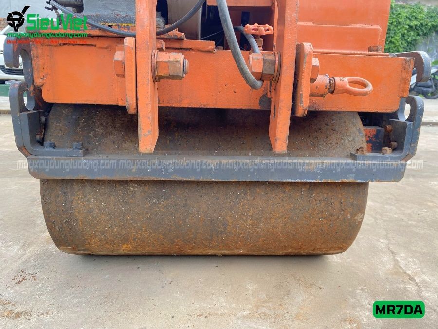 Xe lu rung dắt tay 750Kg Mikasa MR7DA Nhật Bản (W2384)