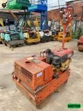 Máy lu rung dắt tay 750Kg Mikasa MR7DA Nhật Bản