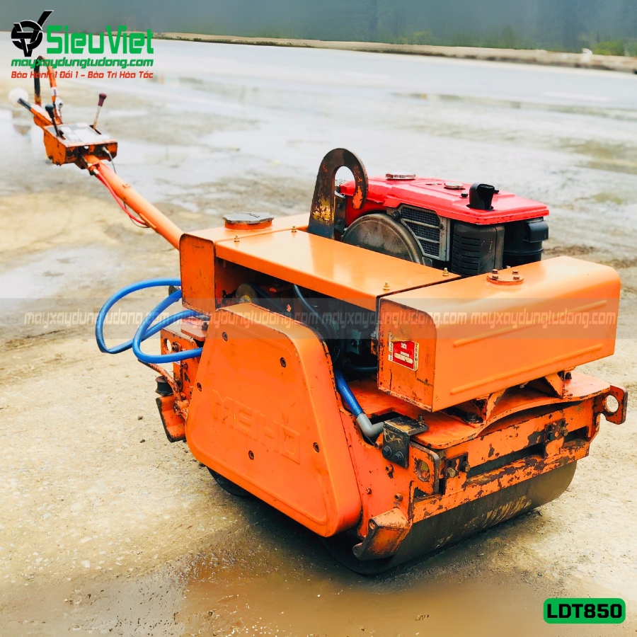 (Cho Thuê Ngày) Xe lu dắt tay 850Kg Nhật Bản - Động cơ Diesel