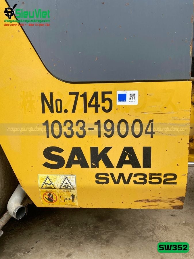 Xe lu rung nhỏ 2.8 tấn Sakai SW352 Nhật Bản (VSW3010160)