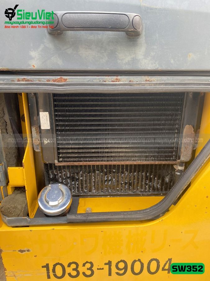 Xe lu rung nhỏ 2.8 tấn Sakai SW352 Nhật Bản (VSW3010160)