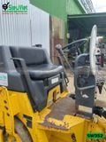 Xe lu rung 2.9 tấn Sakai SW352 Nhật Bản