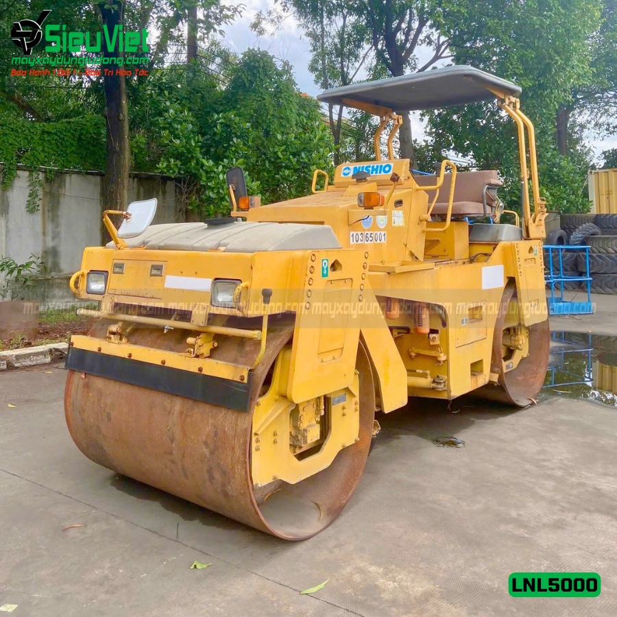 (Cho Thuê Ngày) Xe lu rung 5 tấn Nhật Bản (Sakai, Hitachi, Bomag...)