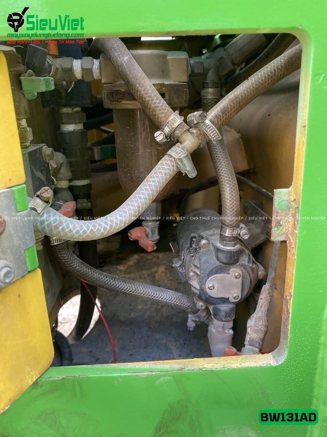 Xe lu rung nhỏ 4 tấn Bomag BW131AD-2 Đức (01513)