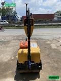Xe lu rung dắt tay 650Kg Sakai HV60ST Nhật Bản