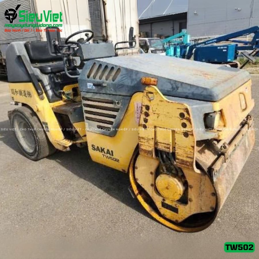 Xe lu rung nhỏ 3.5 tấn Sakai TW502 Nhật Bản