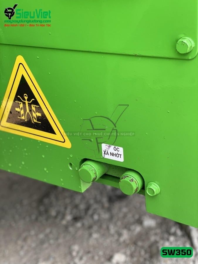 Xe lu rung nhỏ 2.8 tấn Sakai SW350-1 Nhật Bản (VSW1410493)