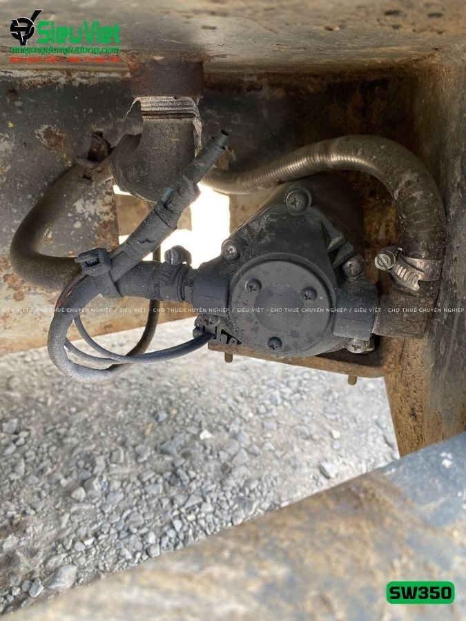 Xe lu rung nhỏ 2.8 tấn Sakai SW350 Nhật Bản (VSW510488)