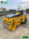Xe lu rung ngồi lái 3.6 tấn Sakai TW500W Nhật Bản