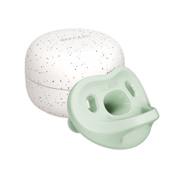 Ty ngậm 100% silicone cao cấp Moyuum size 6+ màu mây xanh