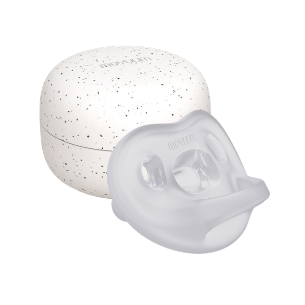 Ty ngậm 100% silicone cao cấp Moyuum size 6+ màu trắng