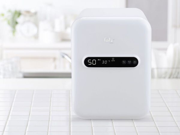 Máy tiệt trùng sấy khô UV Super 2 – Fatzbaby - FB4706SL