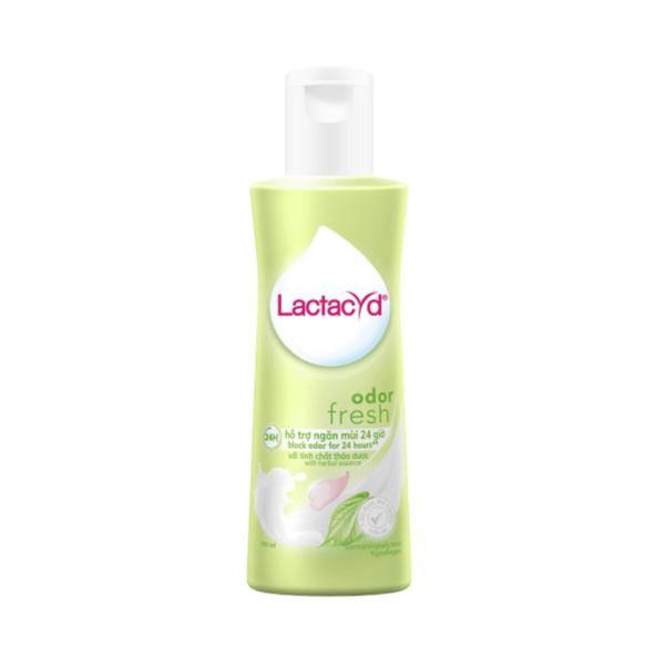 Dung dịch vệ sinh phụ nữ Lactacyd Odor Fresh (lá trầu) 150ml