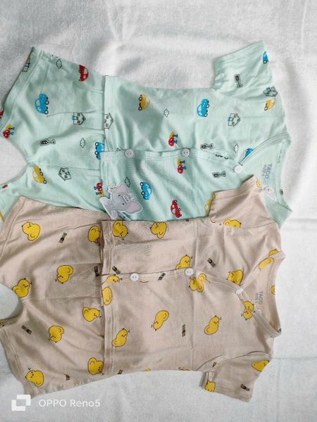 Set 2 bộ ngắn tay thun lạnh màu trơn họa tiết cho bé sơ sinh Taco Size 2 (4-5 kg)