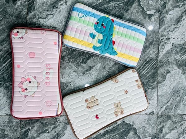 Gối xốp cho bé (điều hòa 20x30cm)
