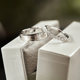  Amour Cặp nhẫn cưới vàng trắng Moissanite CP-Amour-WG10 