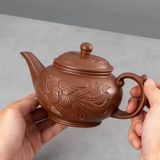  BỘ ẤM TRÀ ĐẤT SÉT TÍM CAO CẤP Chất liệu: đất sét tím Ấm trà: 10cm*18,5cm 