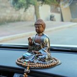  Tượng Phật Tổ ngồi thiền Chất liệu gốm Sử dụng đồ trang trí xe hơi, bàn trà Kt 9.5*11.5 