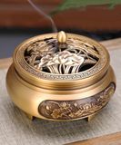  Lư hương hoa sen khắc nghệ thuật Chất liệu đồng Sử dụng đồ trưng bày Kt 15*12*11.5cm nặng 1.7kg 