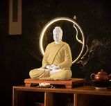  Tượng Phật Tổ Như Lai  Chất liệu gốm sứ + chuỗi hạt gỗ + kim loại + đèn LED 