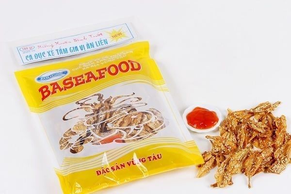  Ready-to-eat spiced Sillaginopsis panijus 