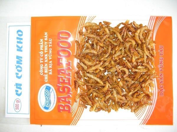  Dried anchovies 