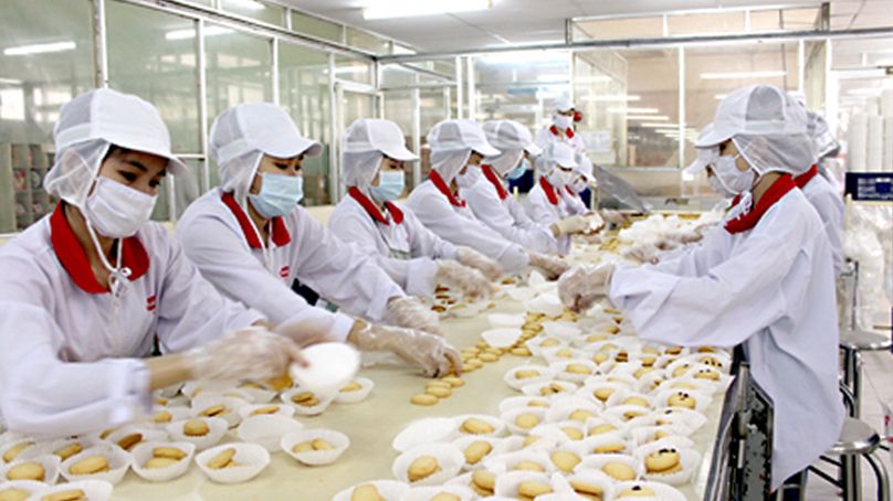  Nhân viên chế biến bánh nướng 