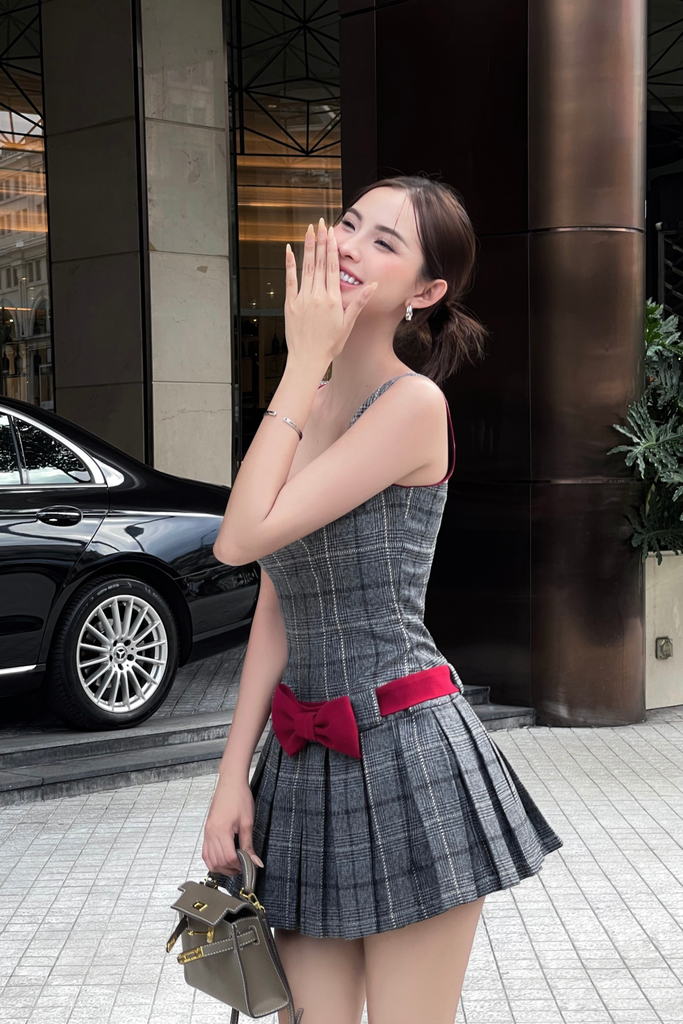 Đầm xoè xếp ly dây đai nơ dễ thương